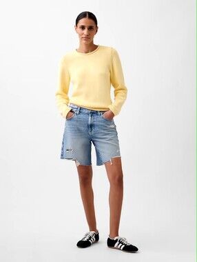 GAP 8" Loose Bermuda Mid Rise Jean Shorts Size 18